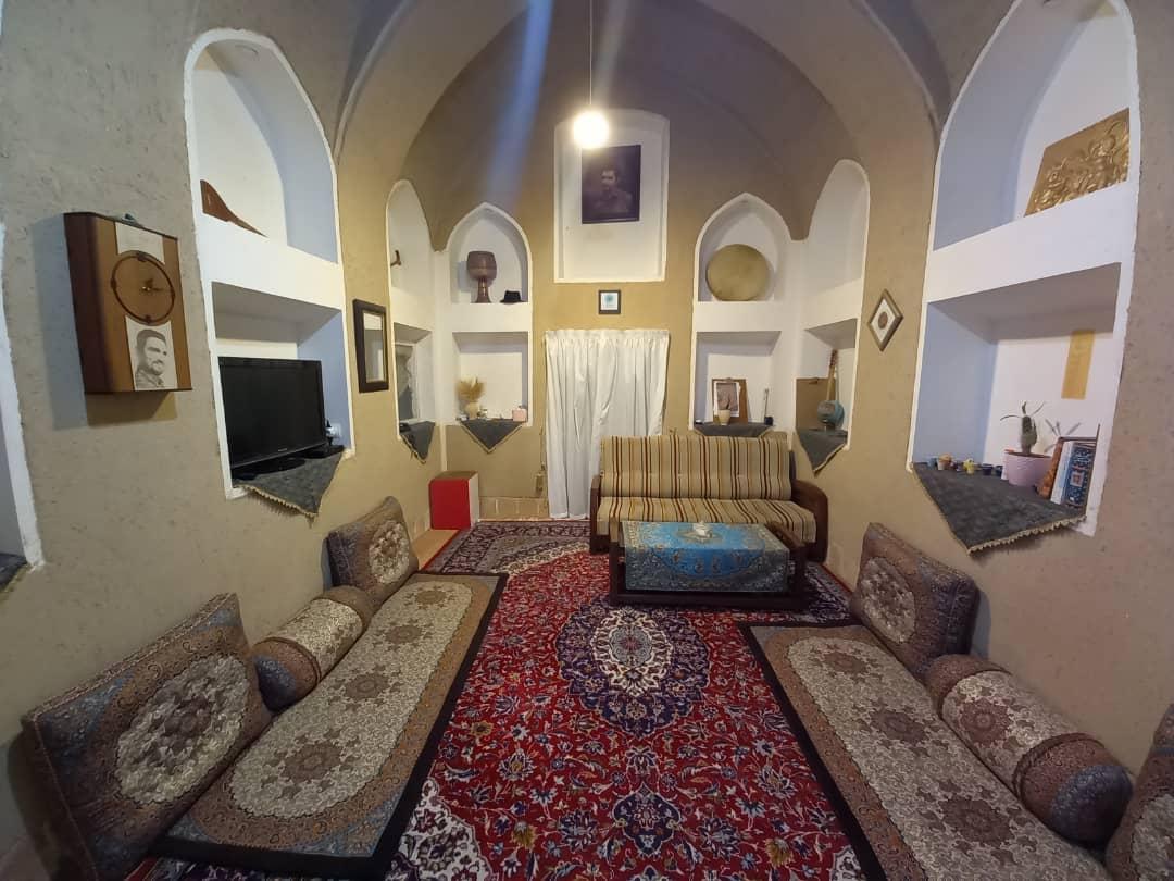 بومگردی حاج قاسم دهق اصفهان