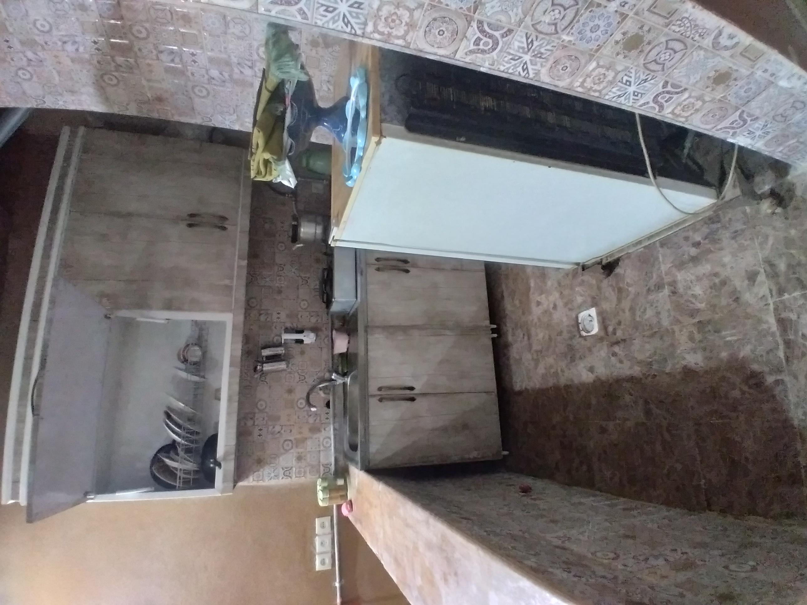 خانه سنتی دربستی طبقه اول 