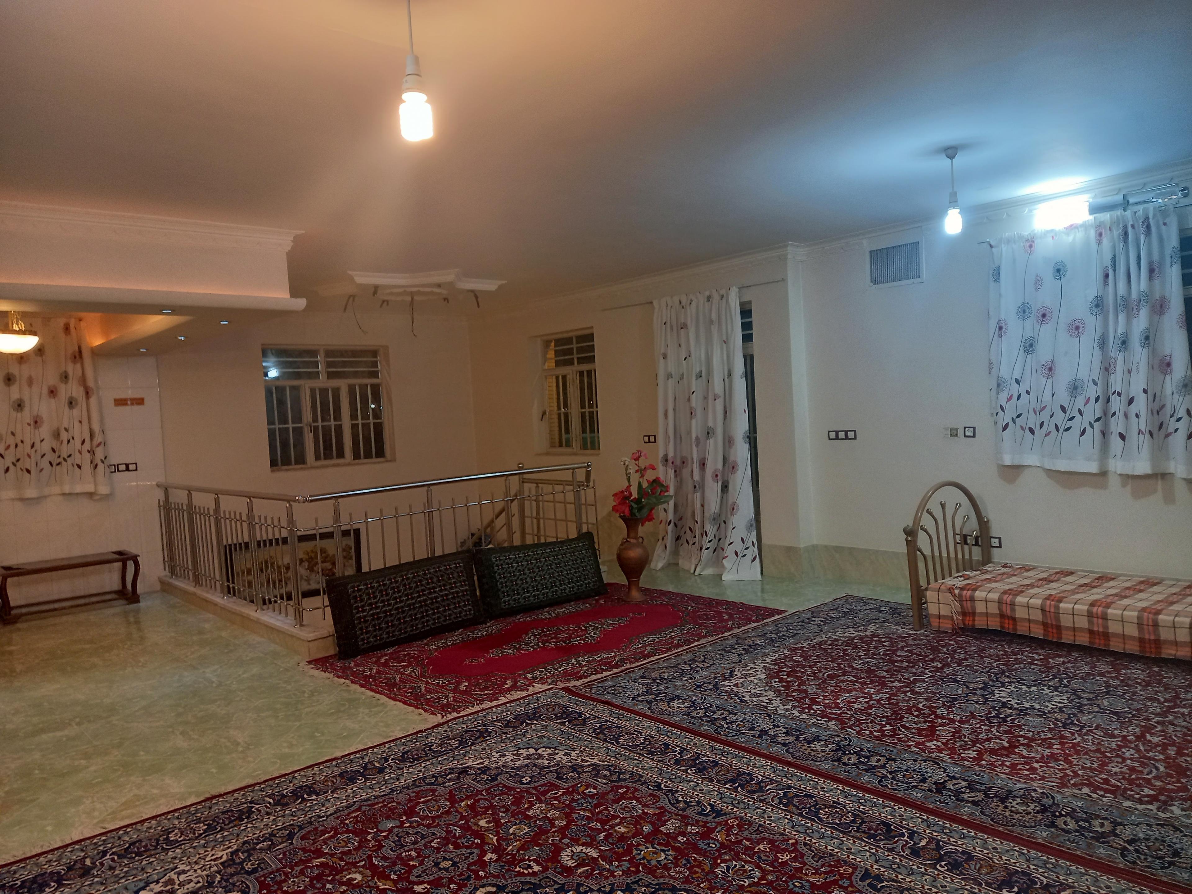 باغ ویلا روزانه در اصفهان