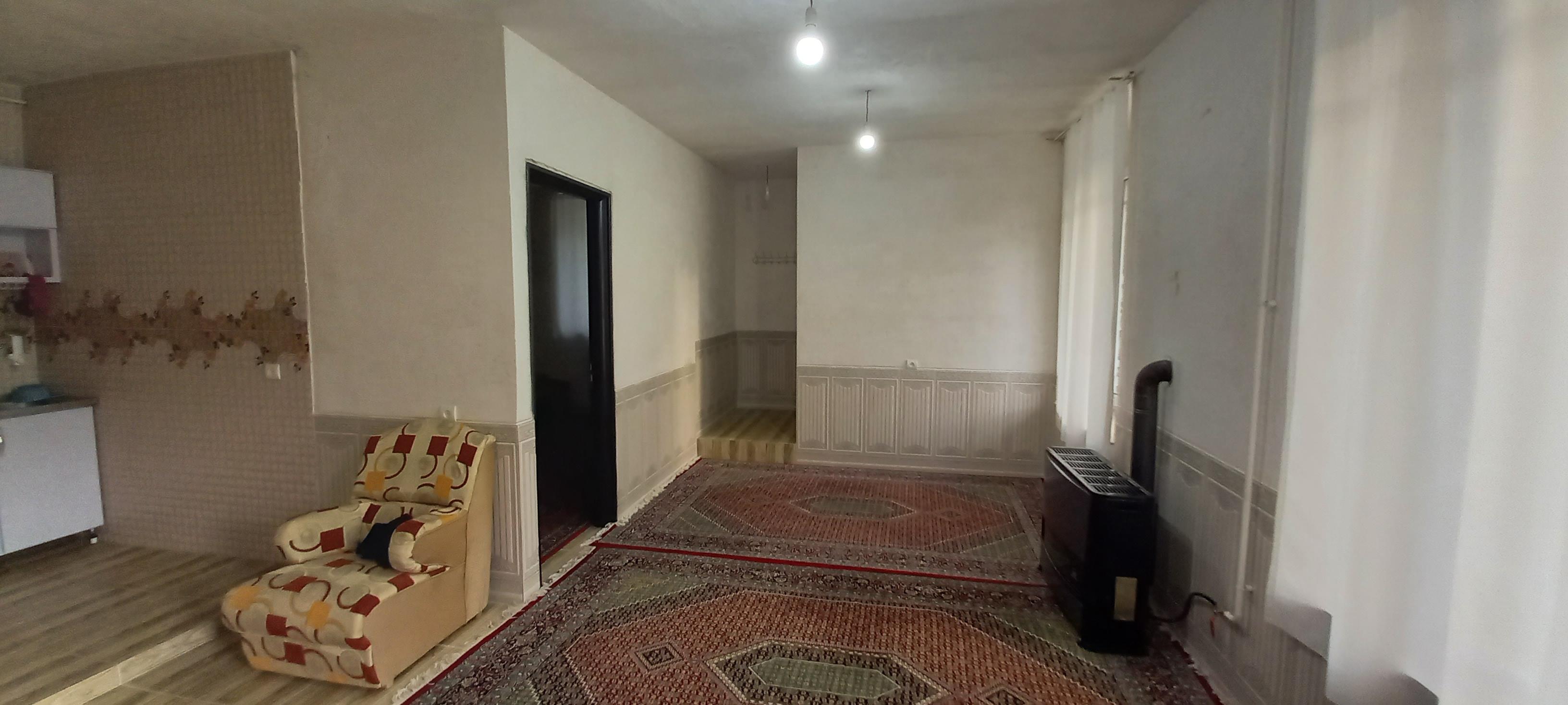 اقامتگاه گل لاله پاوه