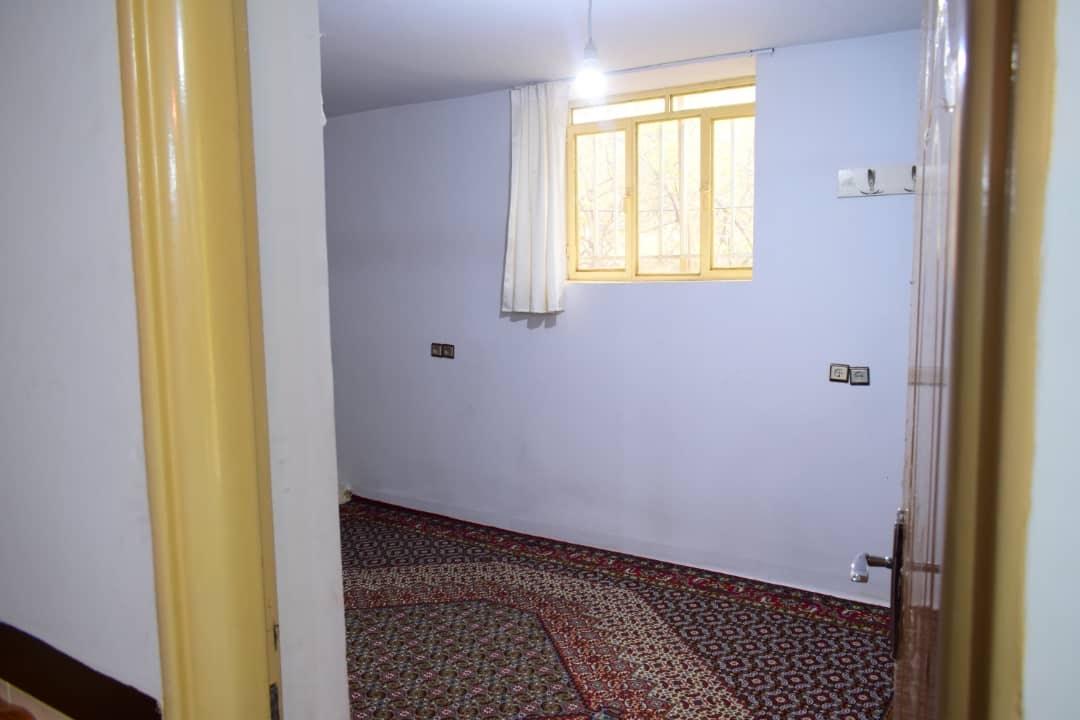 ویلا باغِ چشمه مارو داریان
