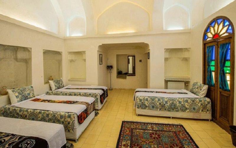 اقامتگاه بوم گردی ثنا در کاشان