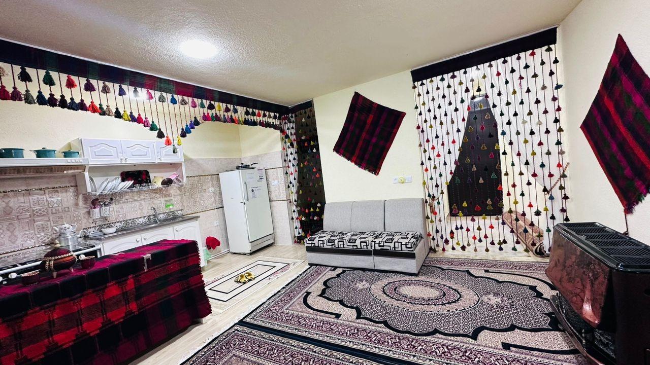 اقامتگاه سنتی ژینگه پاوه