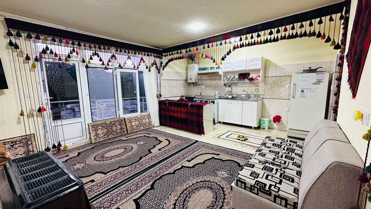 اقامتگاه سنتی ژینگه پاوه