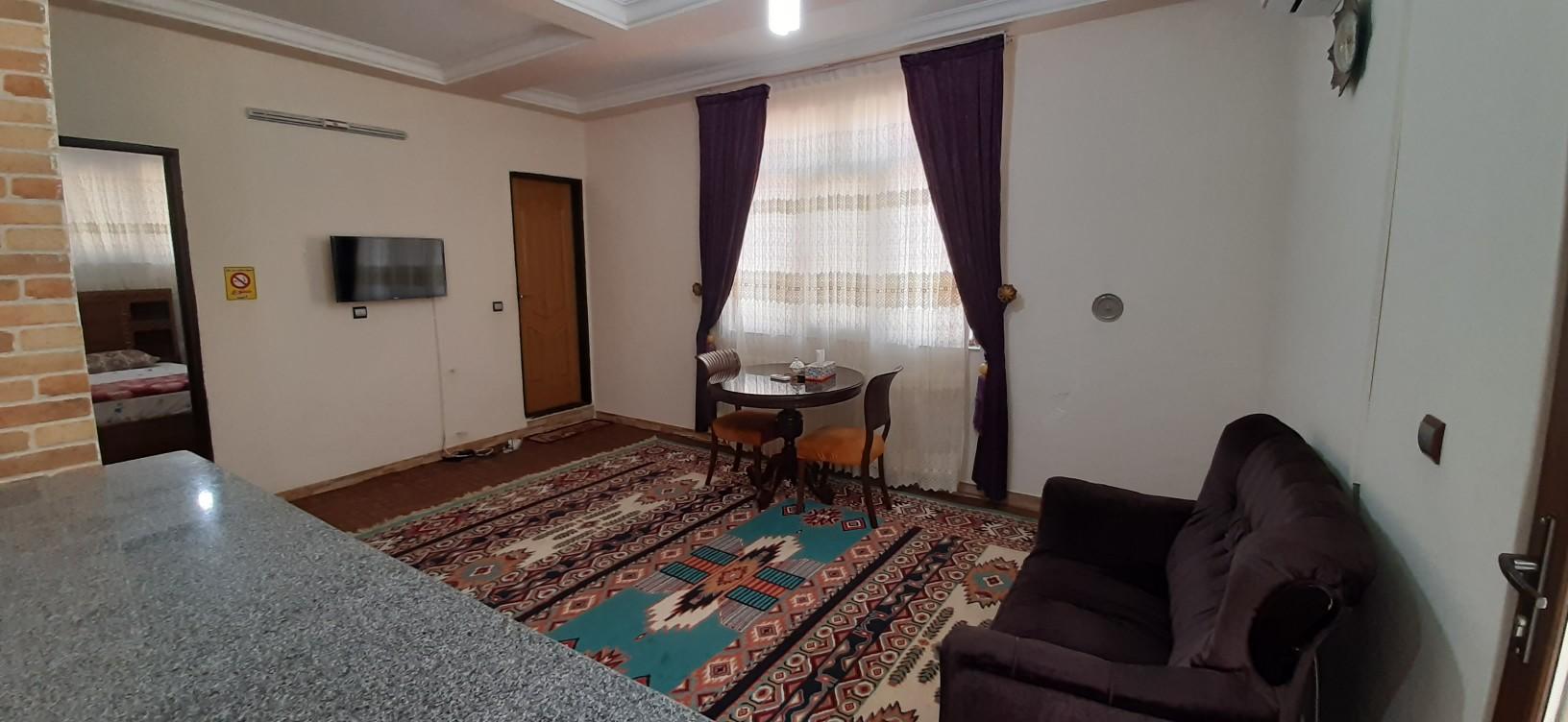 سوئیت 301 بام شیت طارم