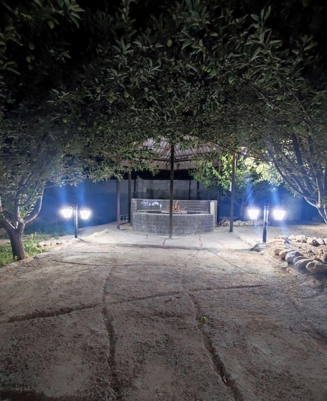 کلبه سوئیسی در دشت ارژن