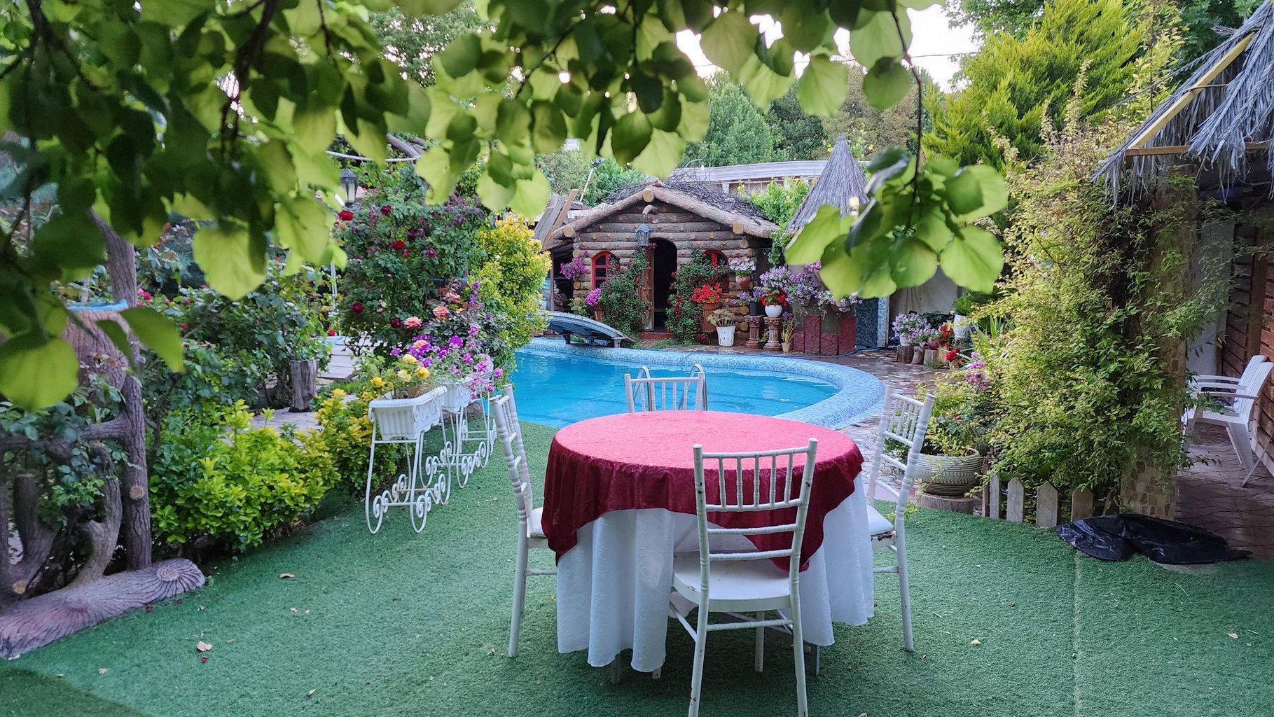 اجاره ویلا باغ استخردار دلوین در شیراز
