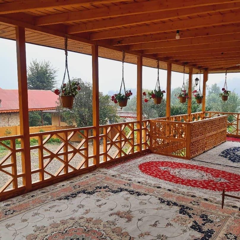 بومگردی سنتی دربست شمعدونی فومن