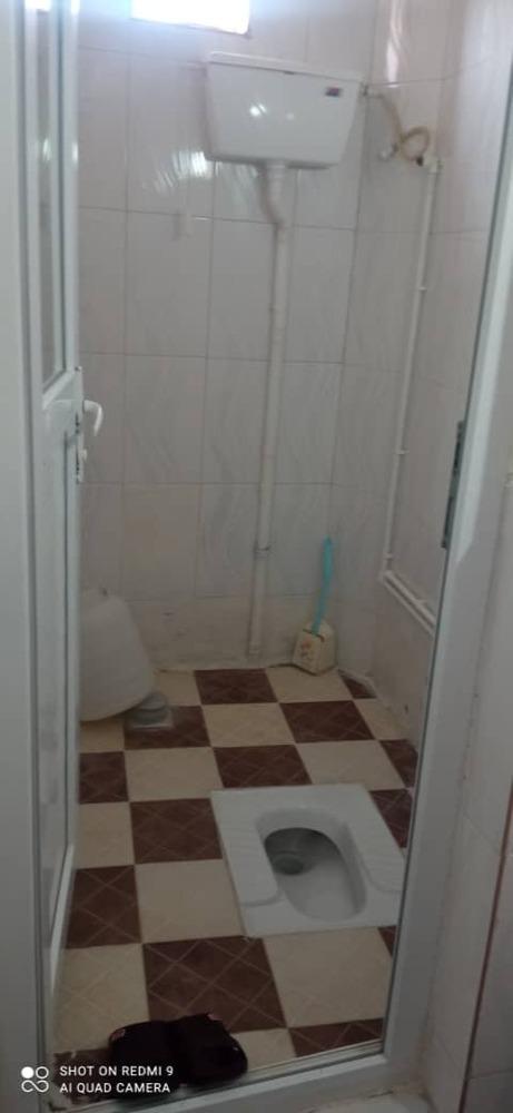 واحد تک خوابه نزدیک به دریاچه