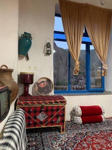 اقامتگاه دربست رونیا در سنندج