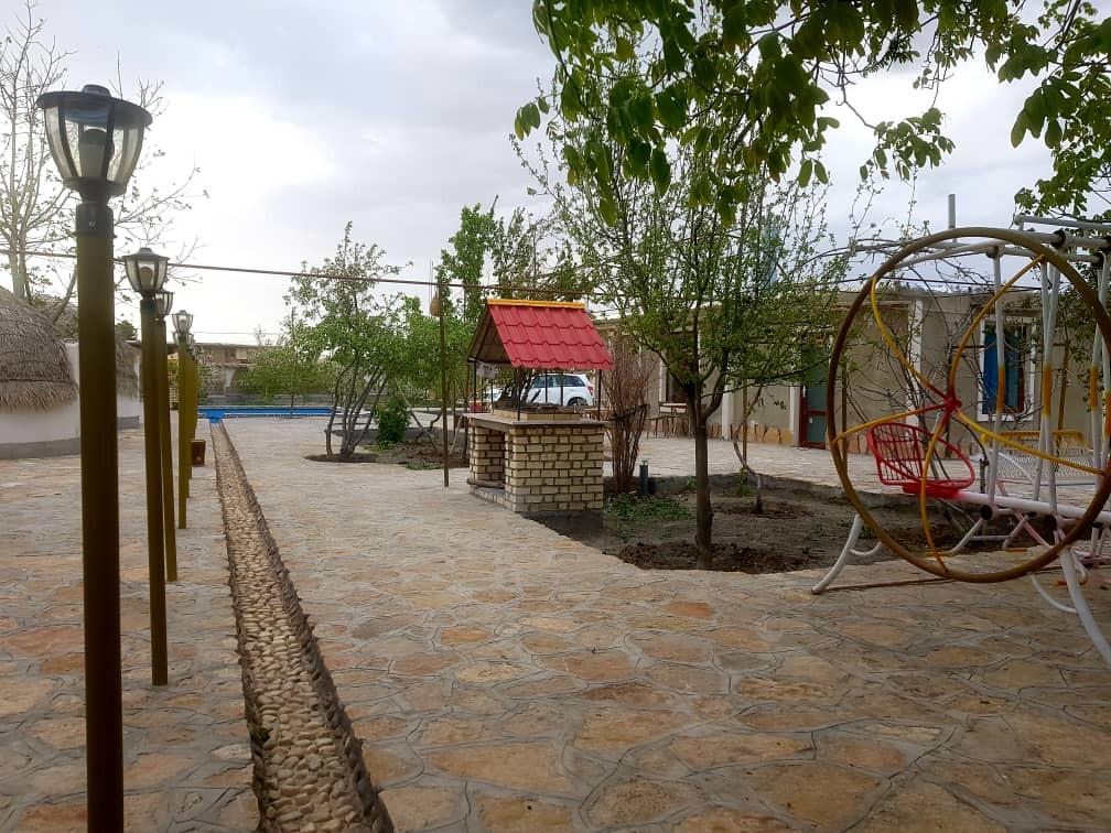 بومگردی روژان در نزدیکی مشهد 
