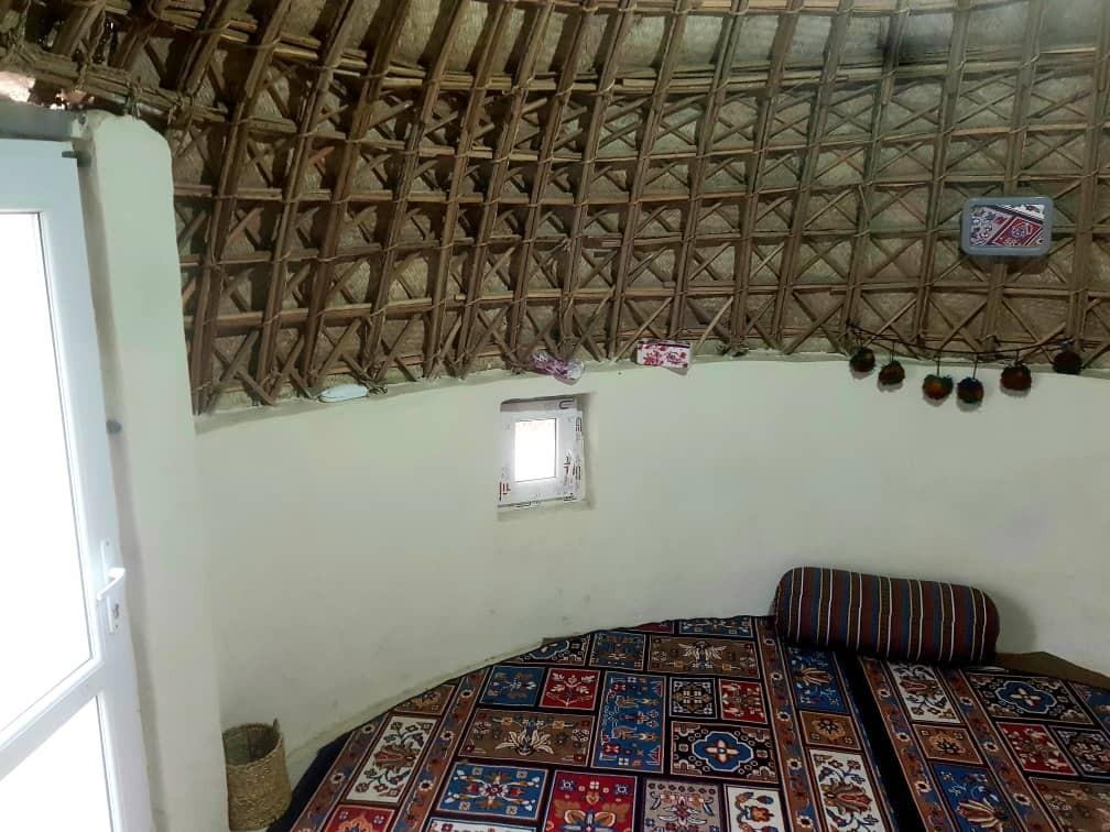 بومگردی روژان در نزدیکی مشهد 