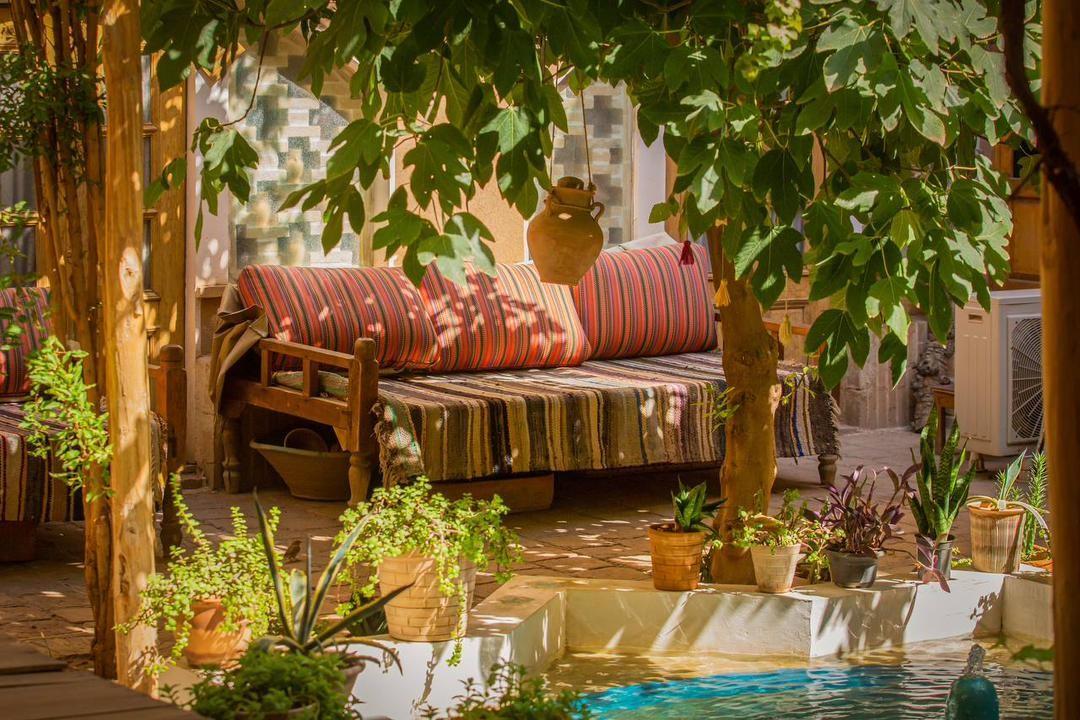بوم گردی خانه نقلی کاشان