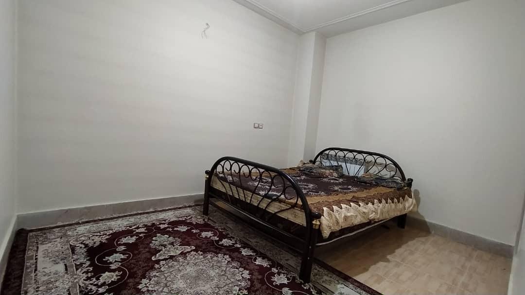  دو خوابه طبقه اول شاهین شهر