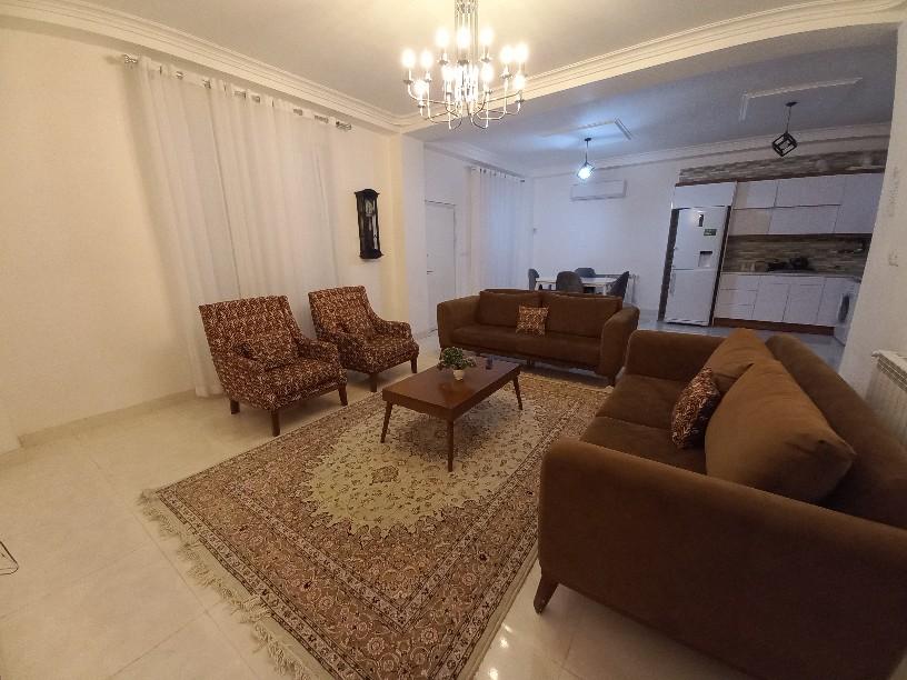 ویلا دوطبقه جنگلی 