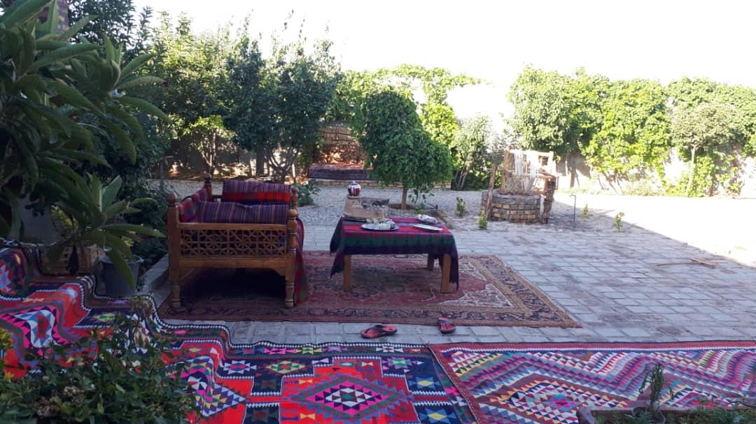 اقامتگاه بوم گردی کرد در ایلام