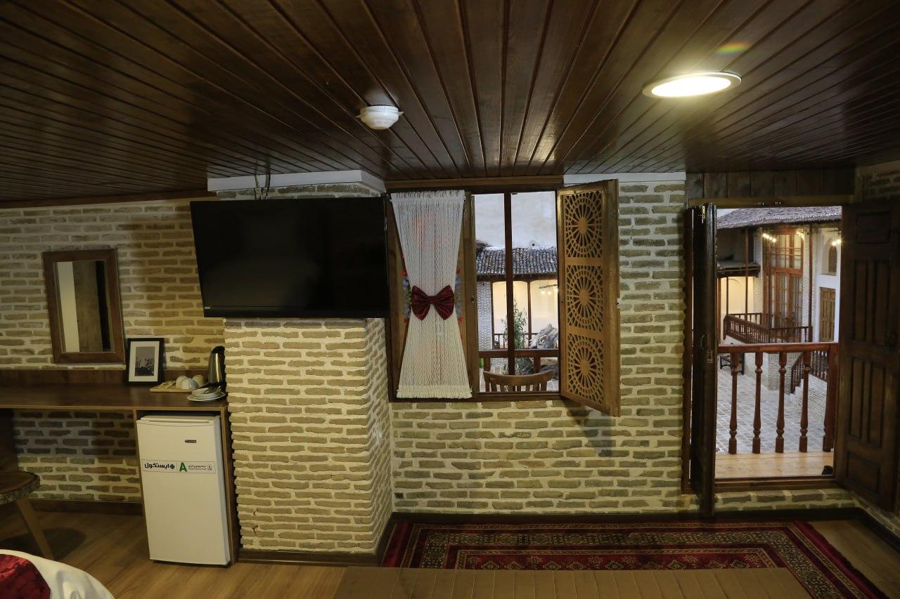 اتاق گل جهان هتل سرای خان
