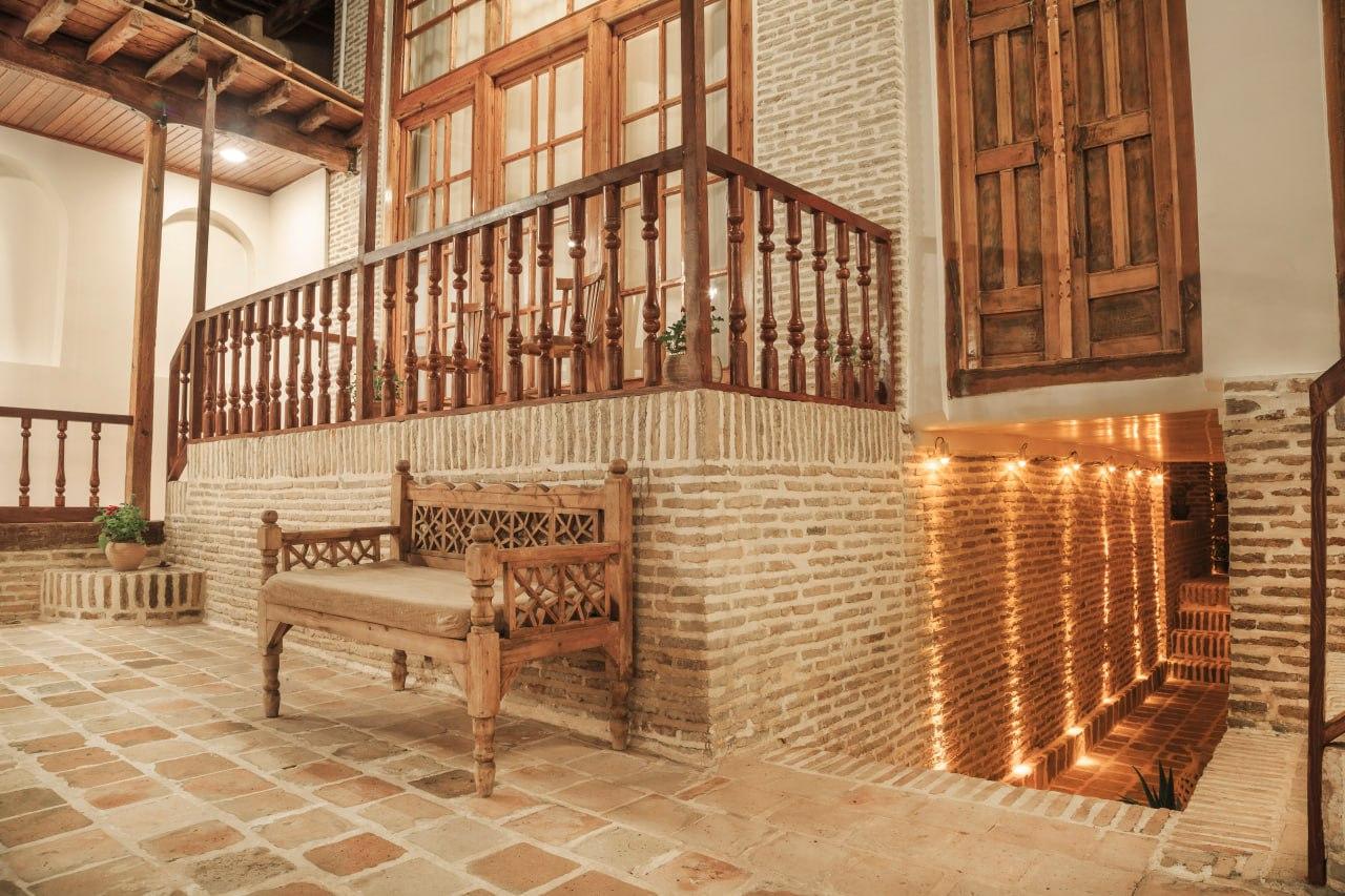 رویال سوئیت سه دری هتل سرای خان