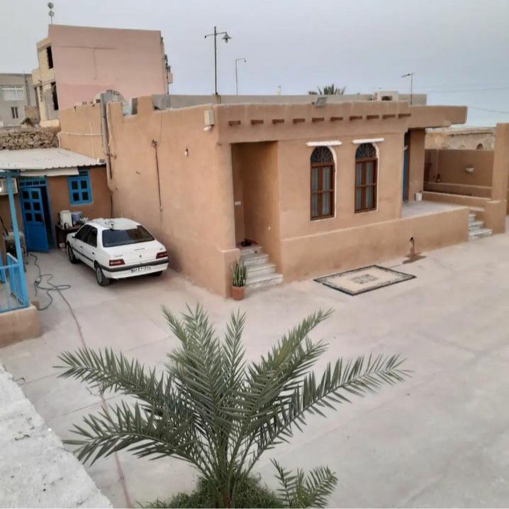 بومگردی دوگ دلارام سوئیت مرجان