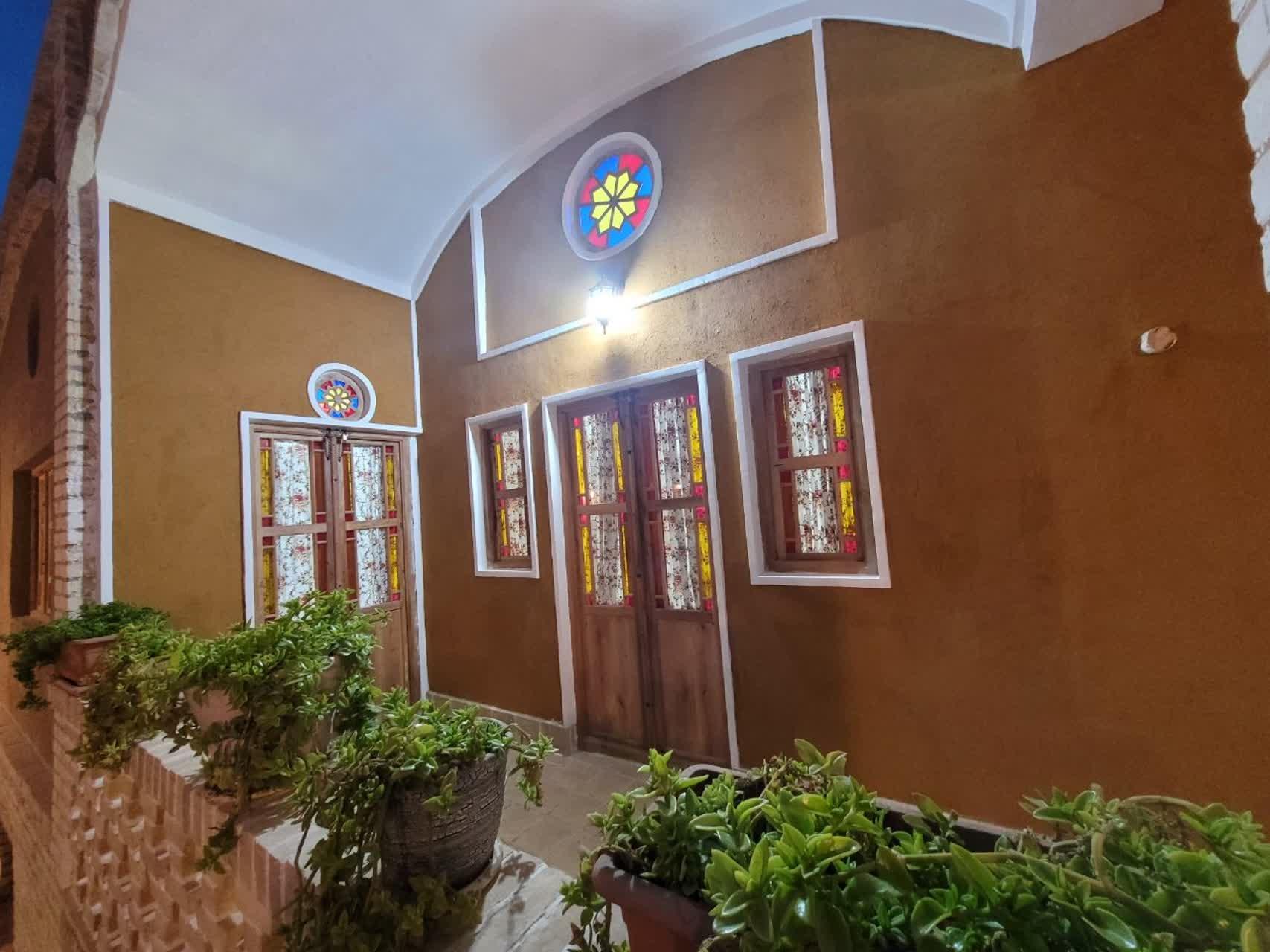 بوم گردی ترنج در کاشان
