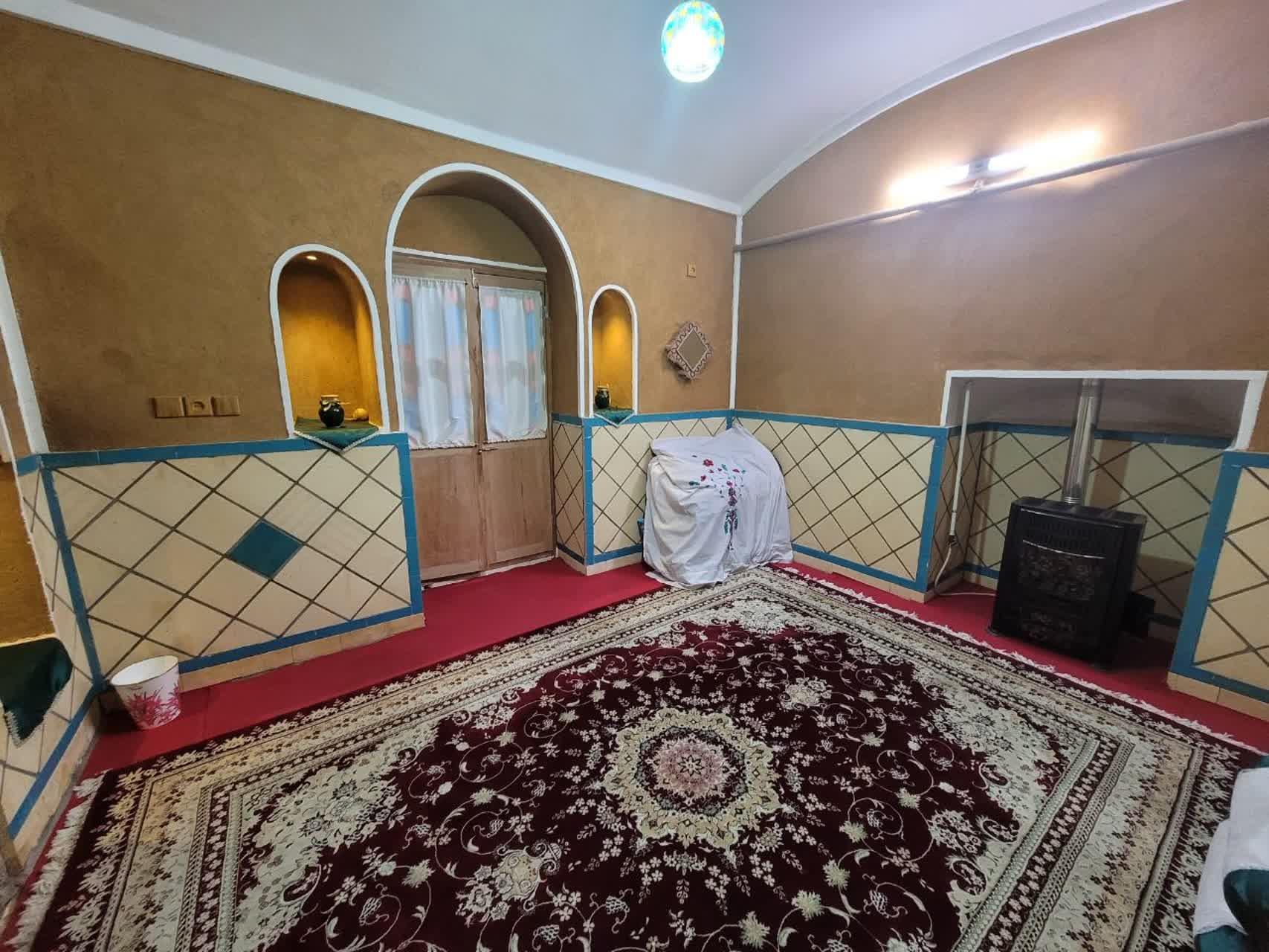 بوم گردی ترنج در کاشان
