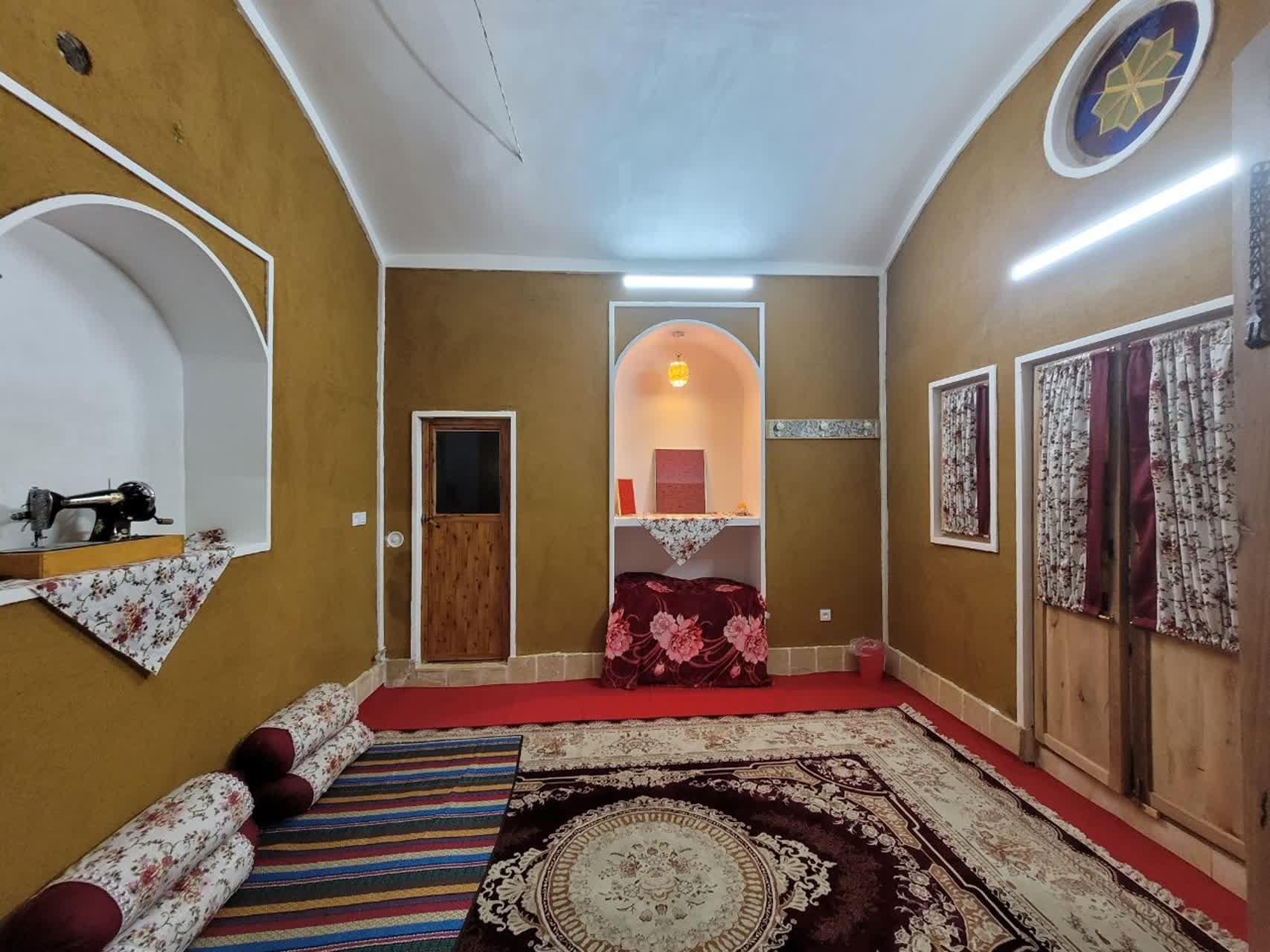 بوم گردی ترنج در کاشان