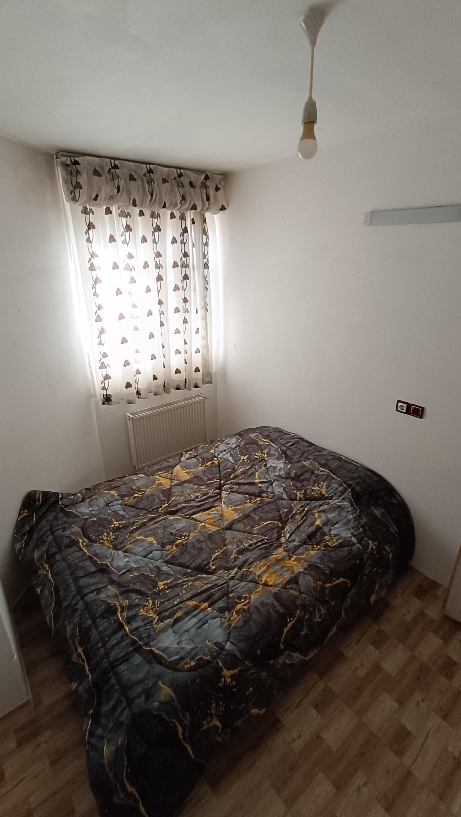 اجاره سوئیت در بهارستان اصفهان