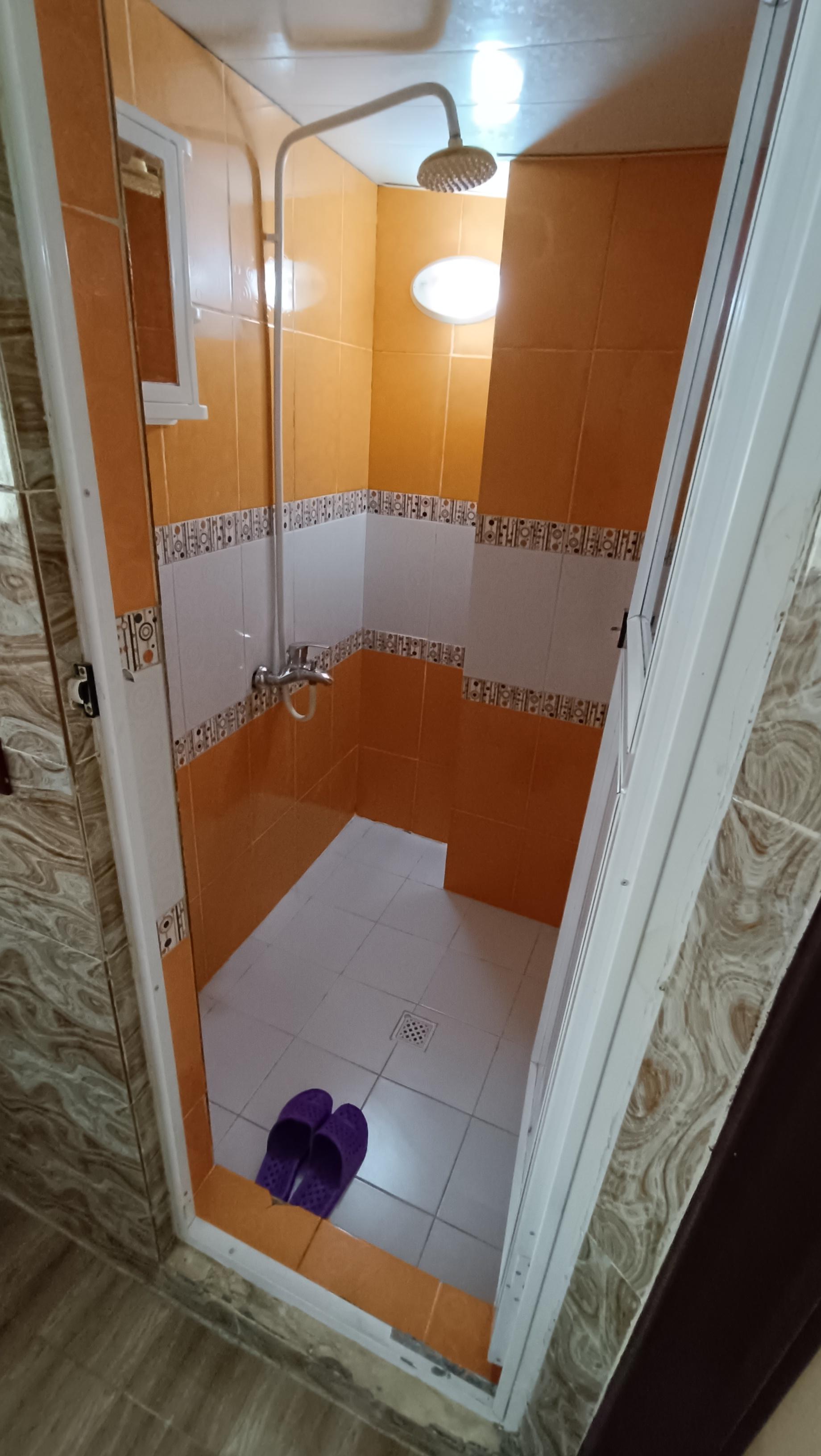 اجاره سوئیت در بهارستان اصفهان