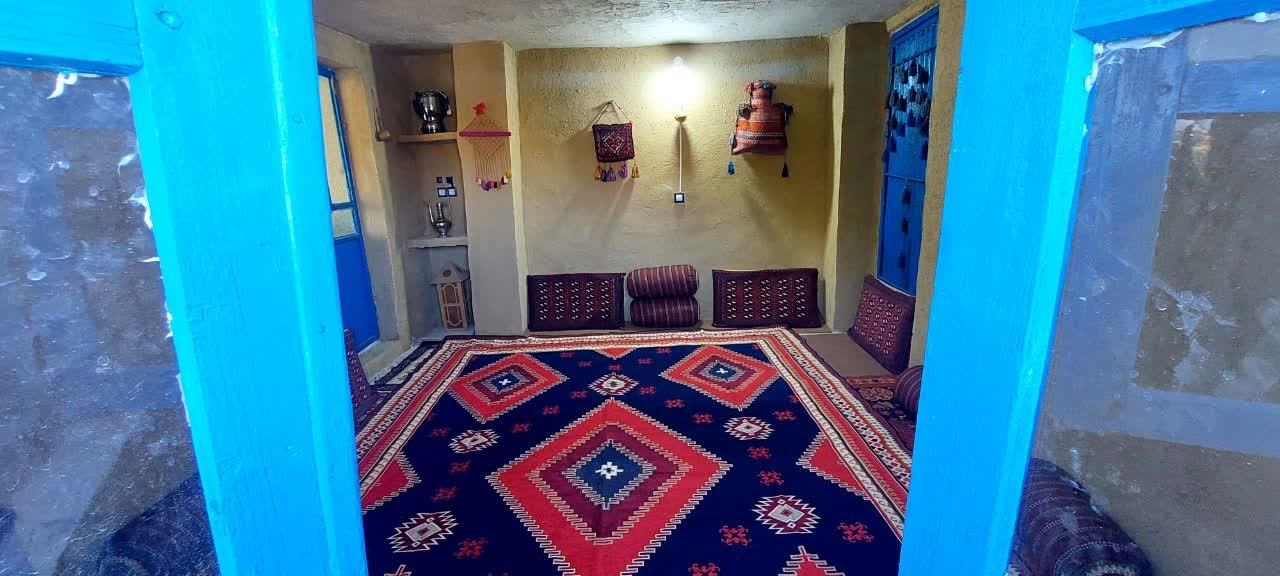 کلبه سنتی ننه پریناز