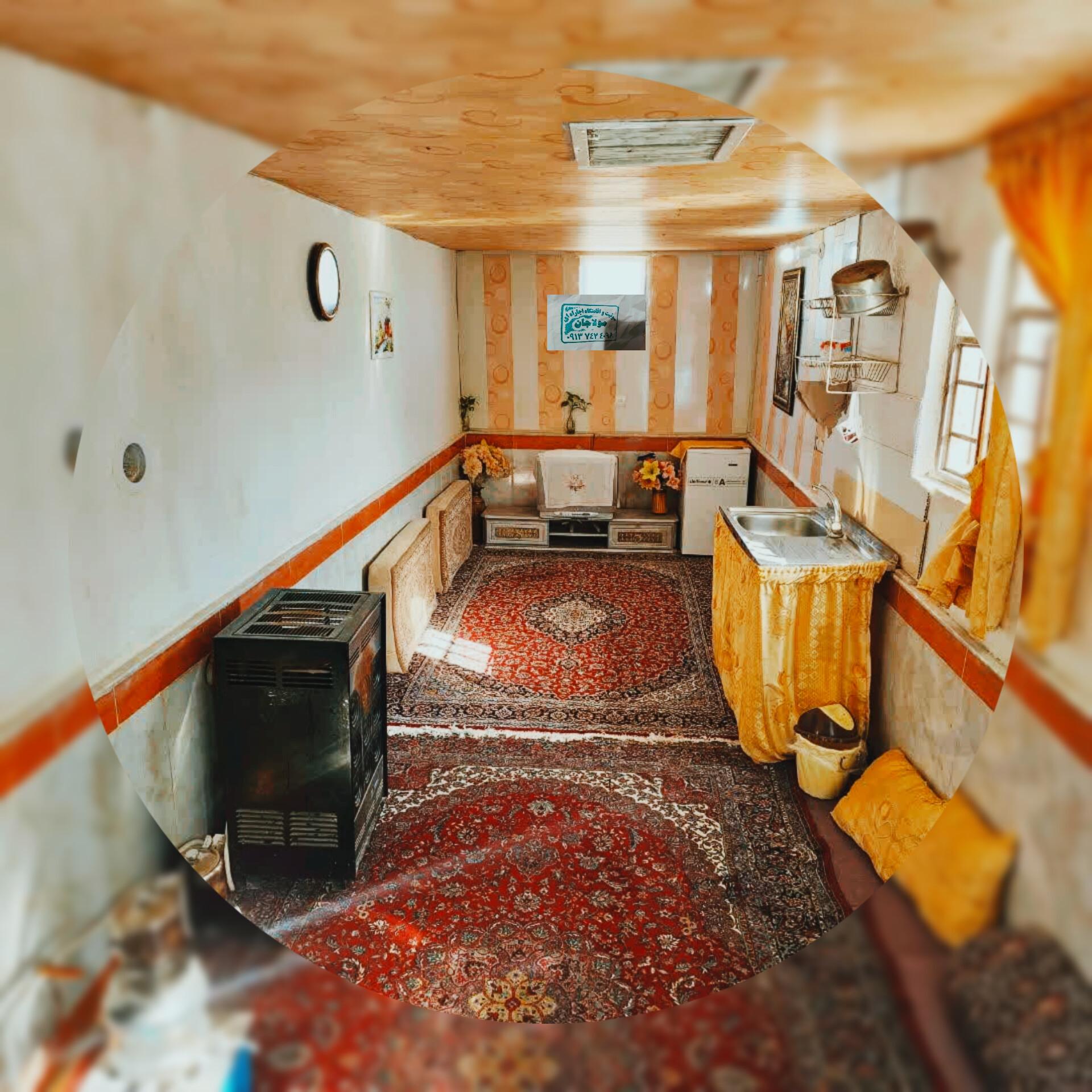 سوئیت گل شمعدانی در کاشان