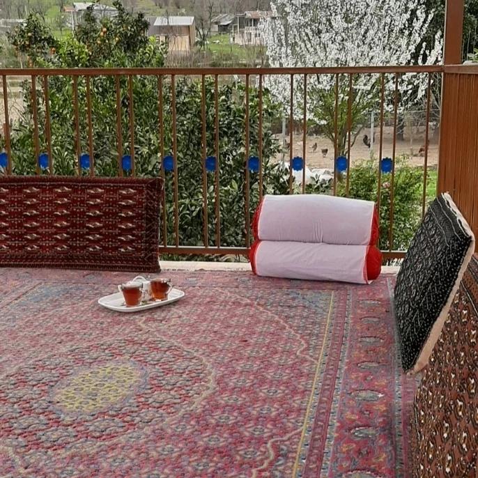 ویلا باغ جنگلی در کنار رودخانه