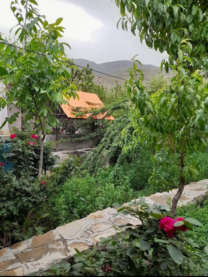 اقامتگاه بوم گردی براتیان