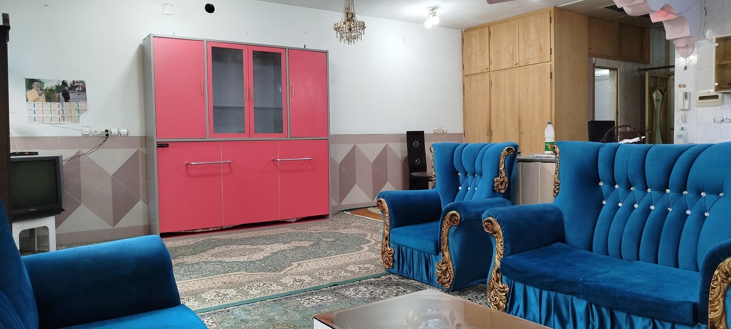 اجاره دو خوابه همکف با پارکینگ