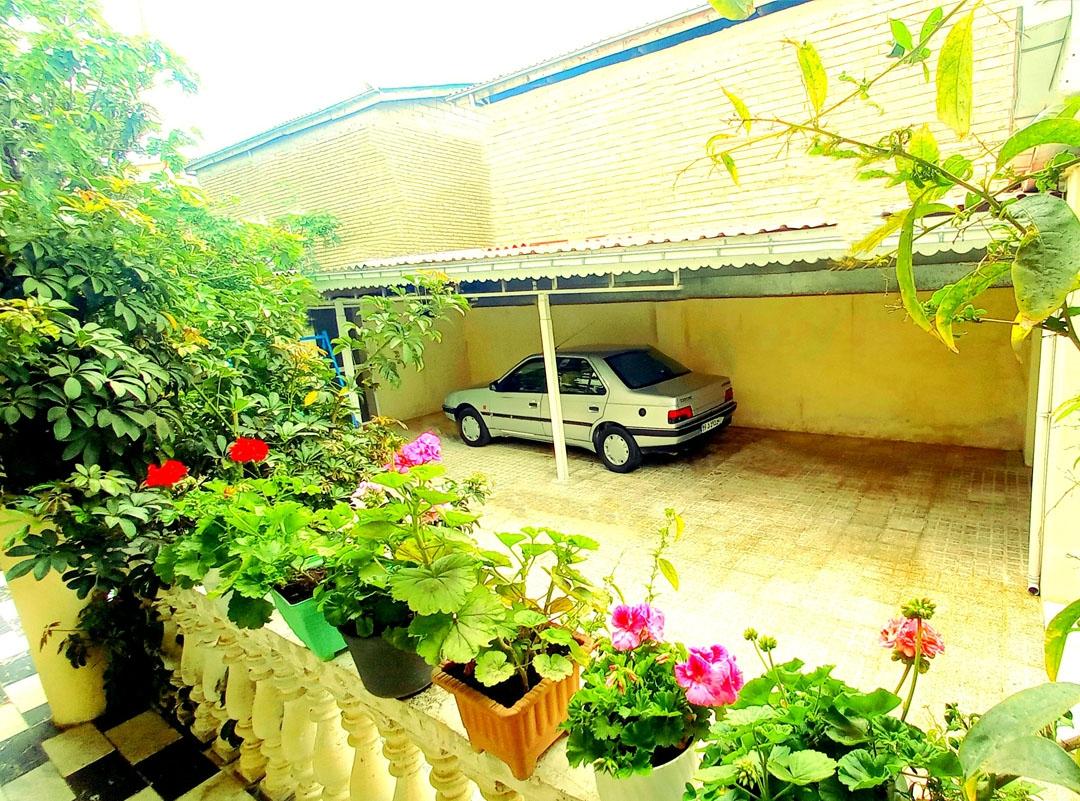 سوئیت دوخوابۀ شمعدونی داخل شهر
