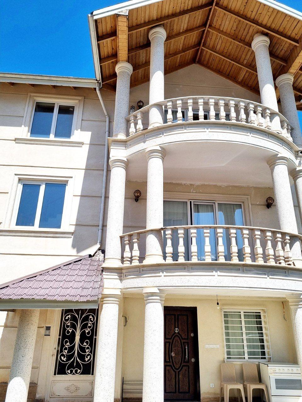 دو خوابه،تراسدار 