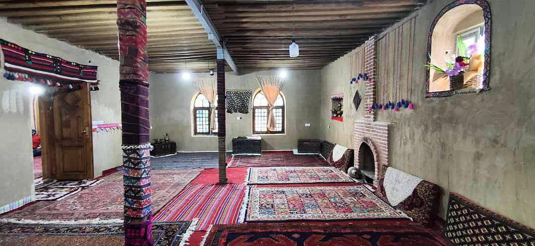 بوم گردی دربند آلوارس در سرعین