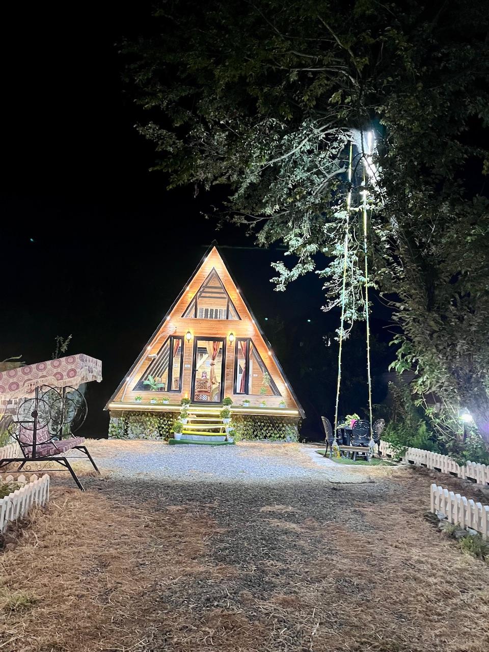 کلبه سوئیسی رونیا