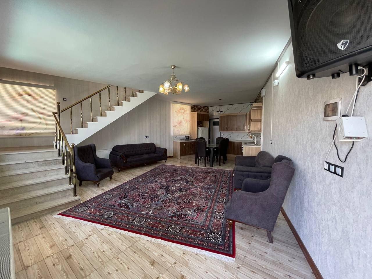 ویلا استخردار آبگرم پاپی خالدار