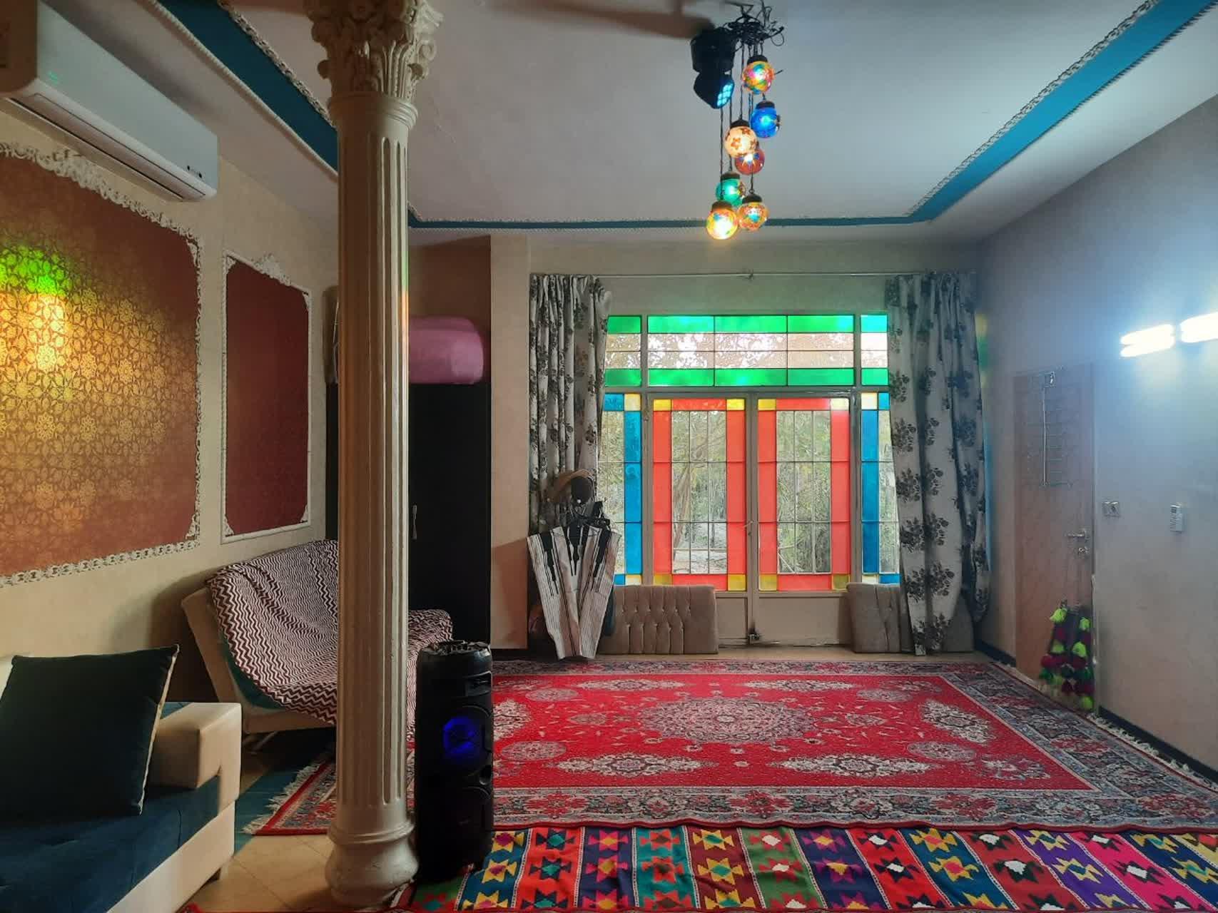 اجاره روزانه باغَ در اصفهان