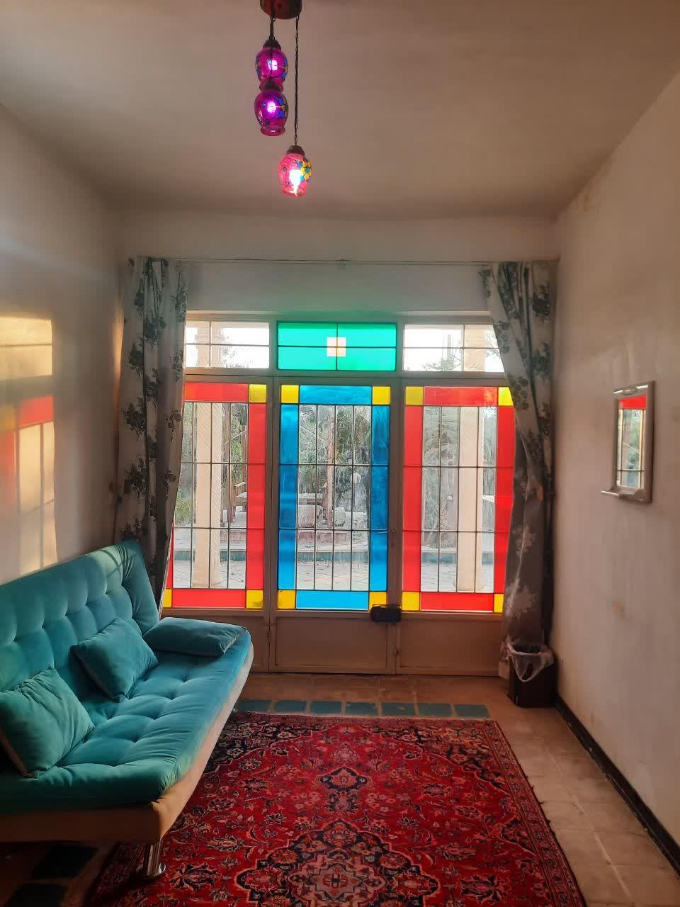 اجاره روزانه باغَ در اصفهان