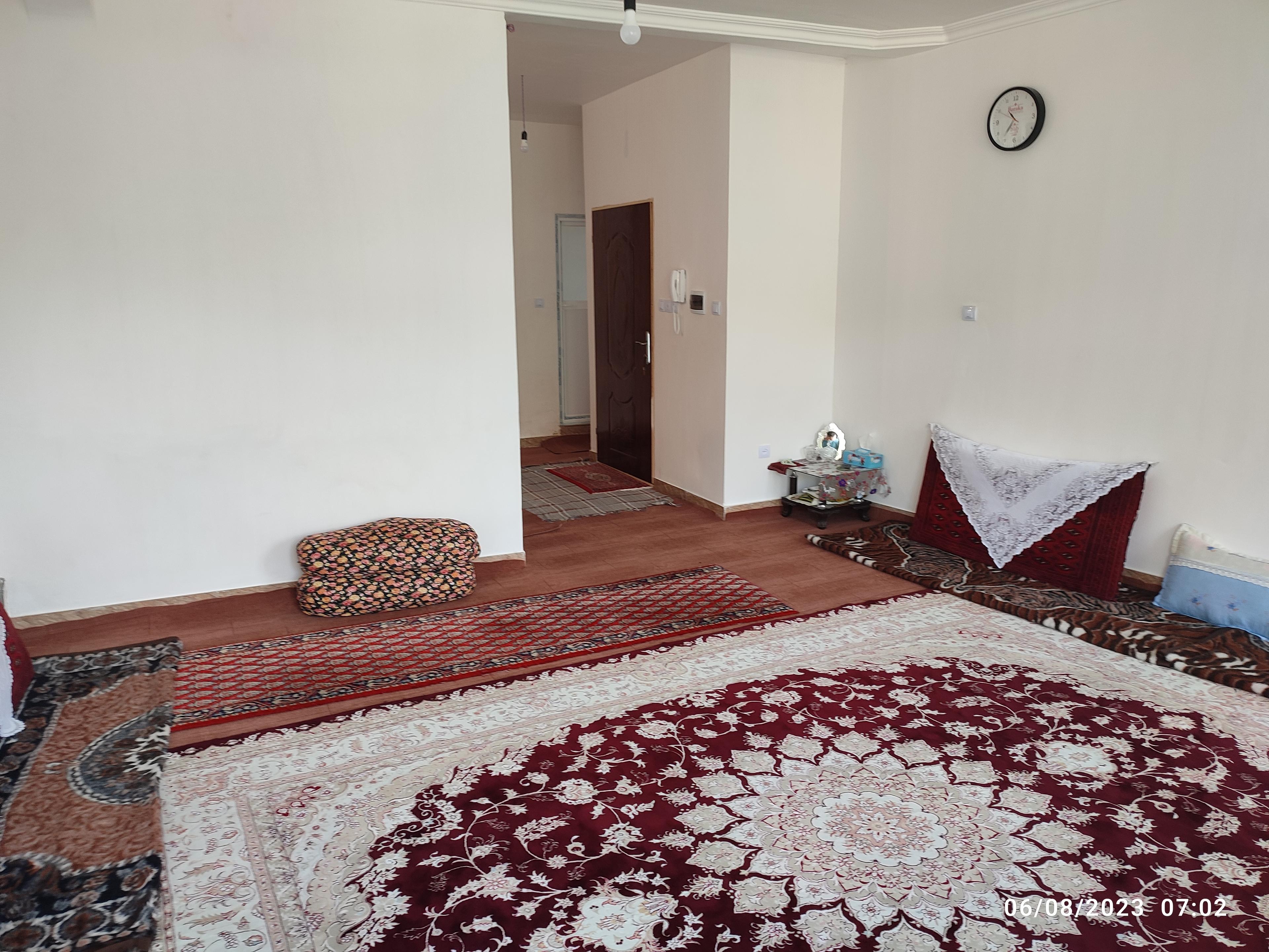 بومگردی سرین چشمه گل آخور