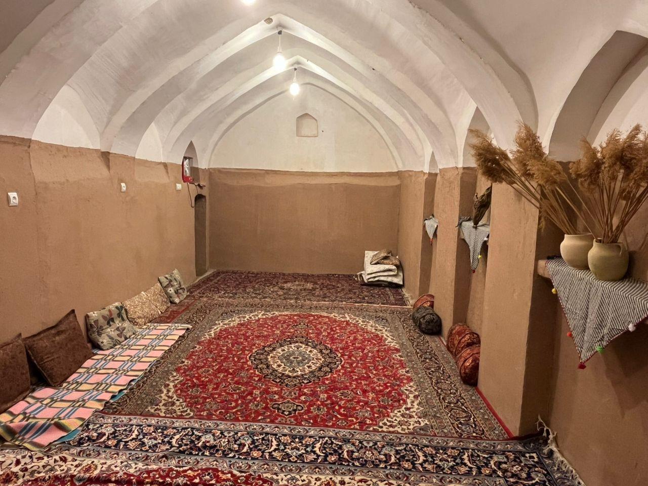 اقامتگاه بوم گردی شب نشین