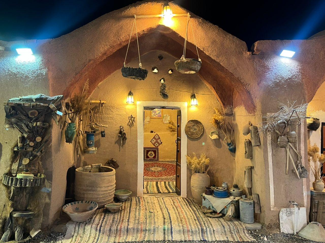 اقامتگاه بوم گردی شب نشین