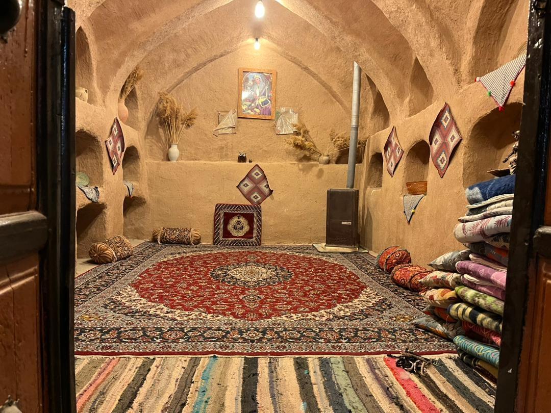 اقامتگاه بوم گردی شب نشین