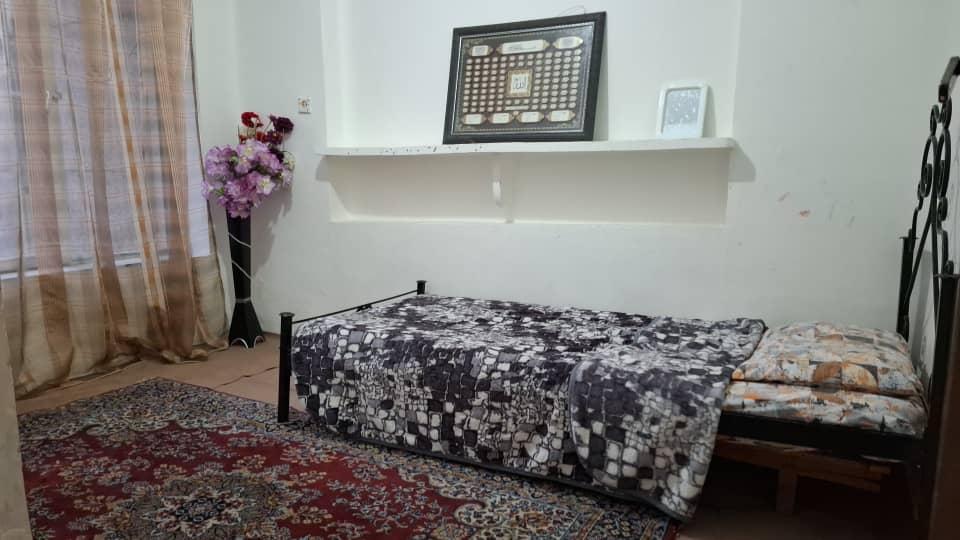واحد دو خواب حیاط دار در شیراز