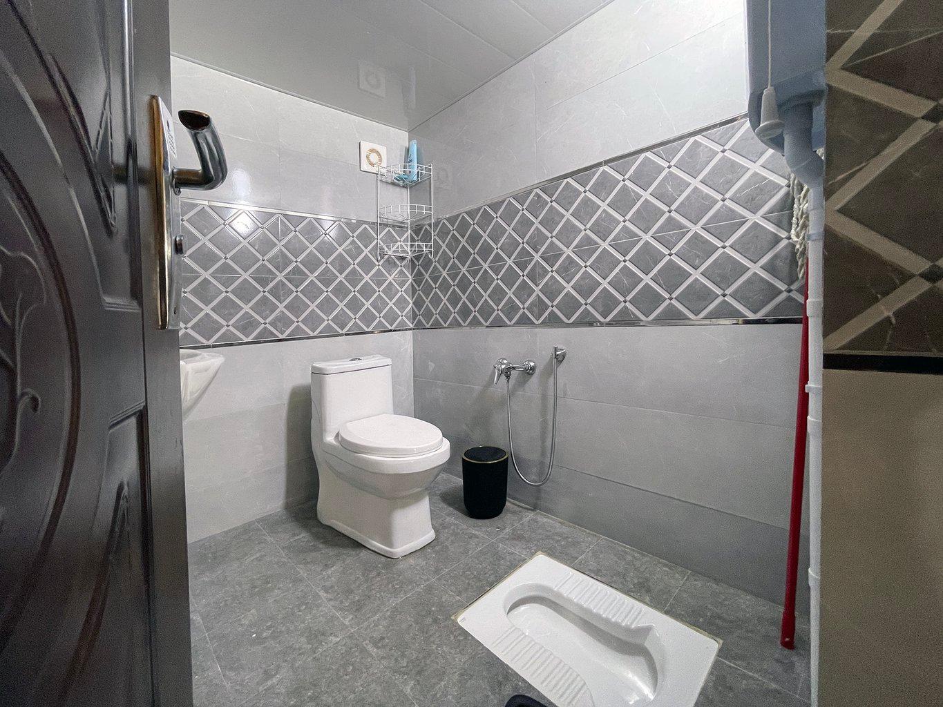 کلبه سوئیسی جکوزی دار زنبق