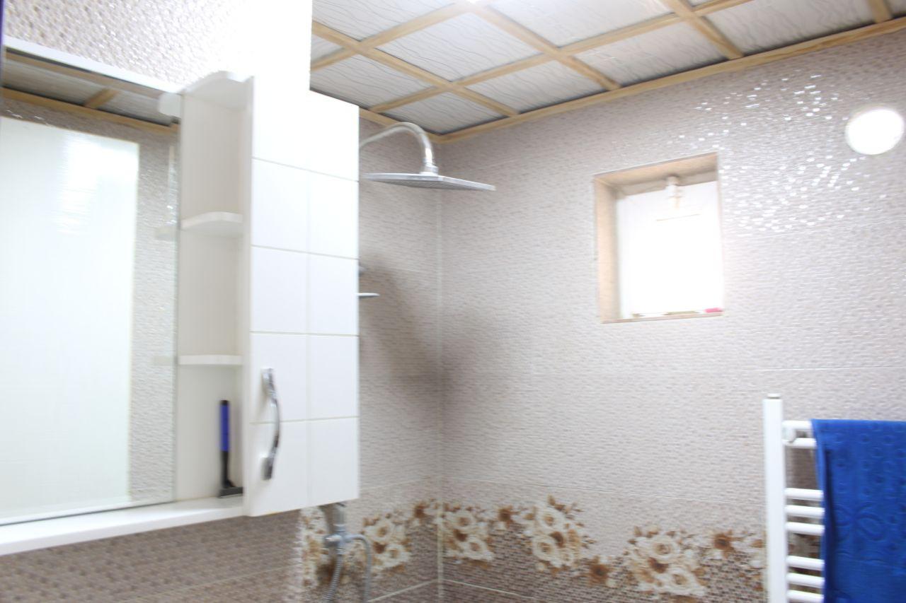 سوییت  در شهر ساحلی فرح اباد