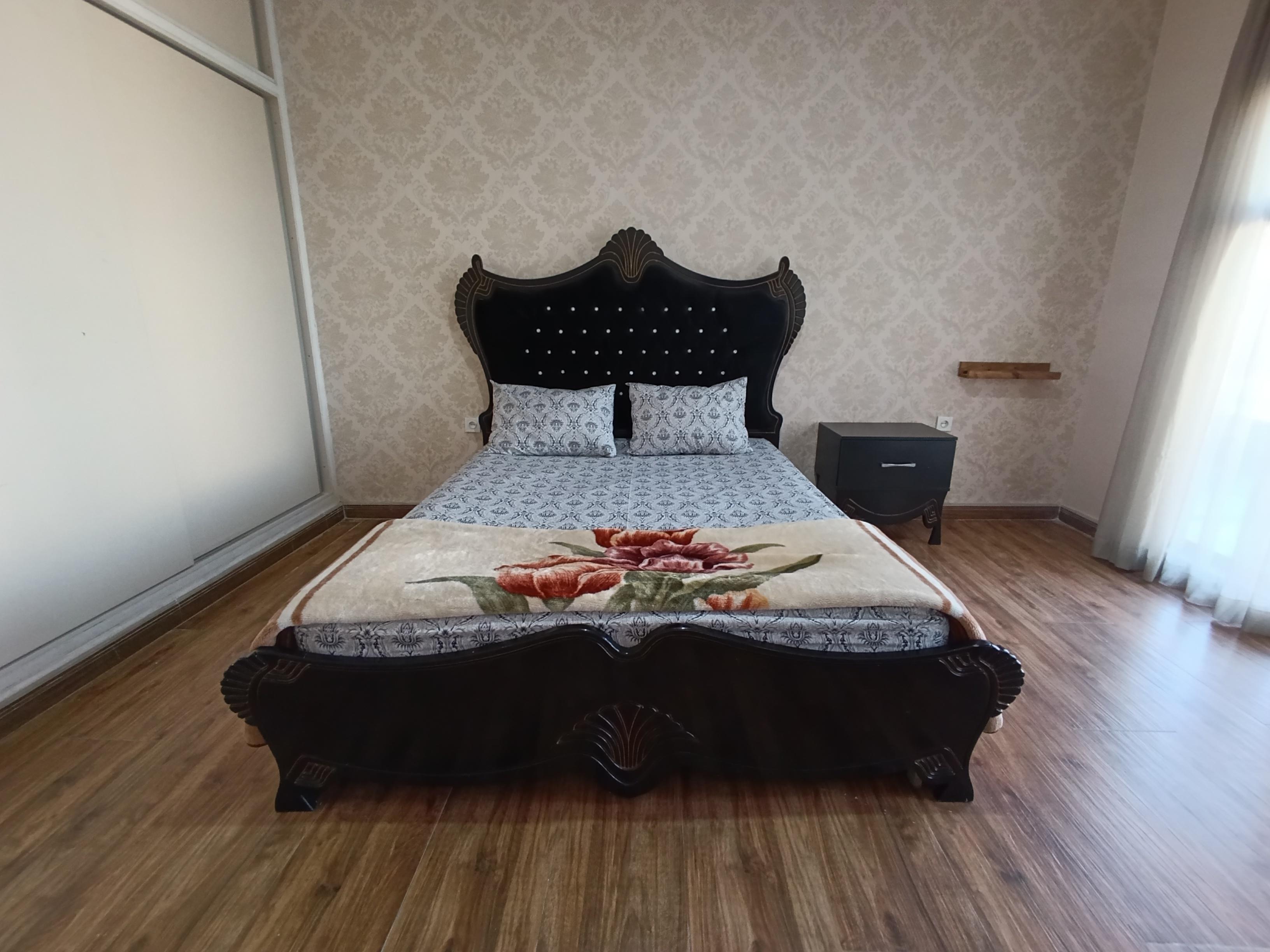 ویلایی گلدن پارادایس در چهارباغ