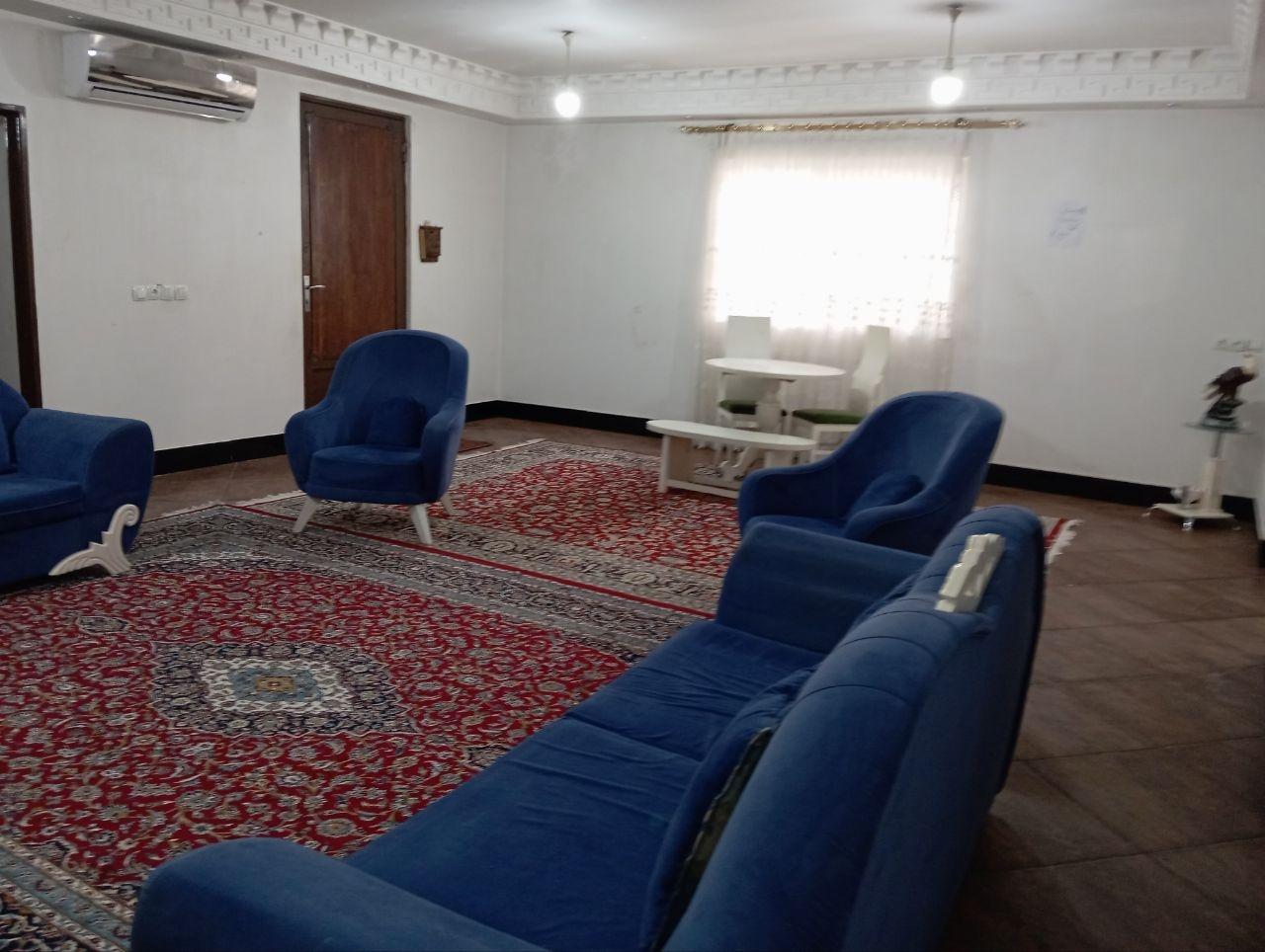 تک خوابه گل لاله