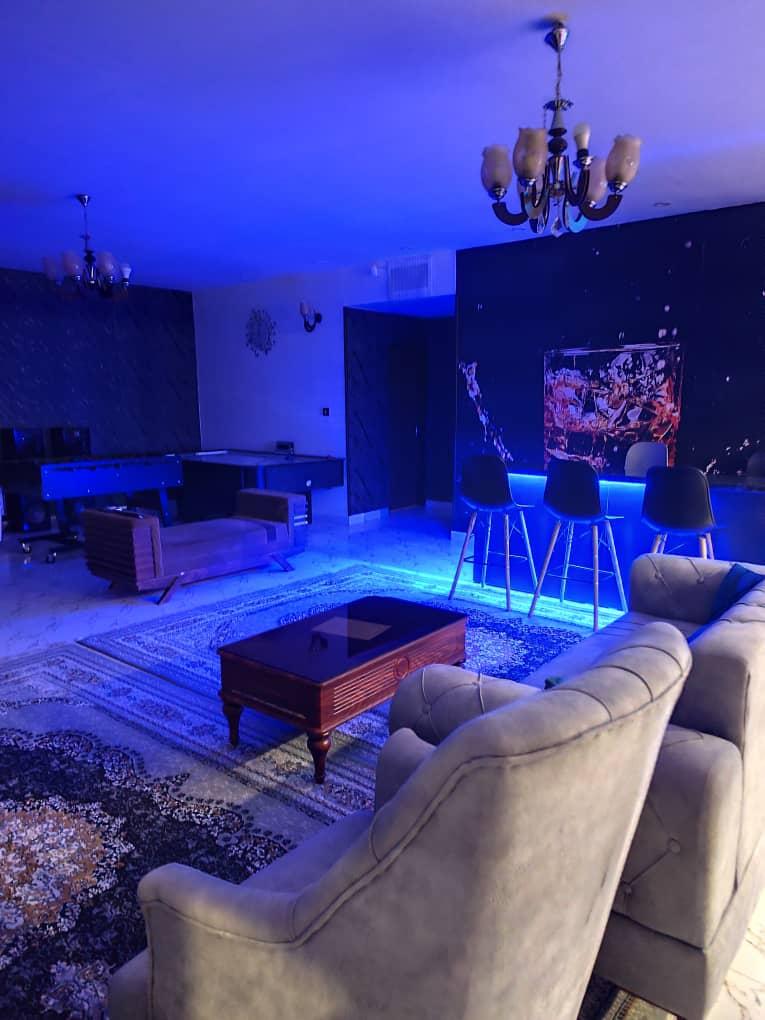 نیوسنس گاردن استخر دار آبگرم